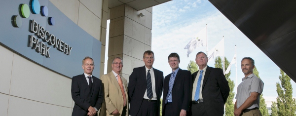 BIS minister Greg Clark (3rd from right) visits Discovery Park